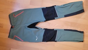 Neue Salewa Kletterhose Damen grün