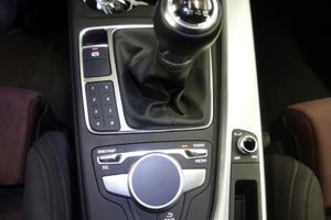 Audi A4 2016 Bild 11