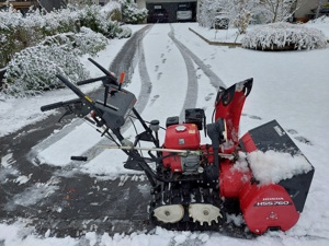 Schneefräse Honda HSS 760 Bild 1