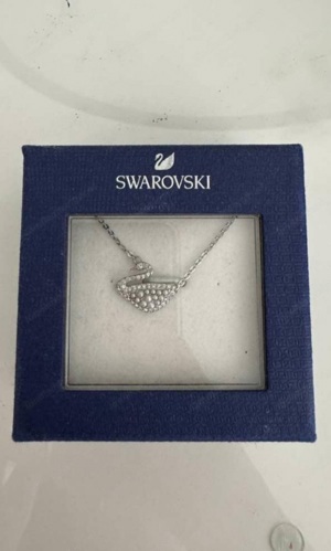 Swarovski Swan Halskette mit Perlen  Bild 2