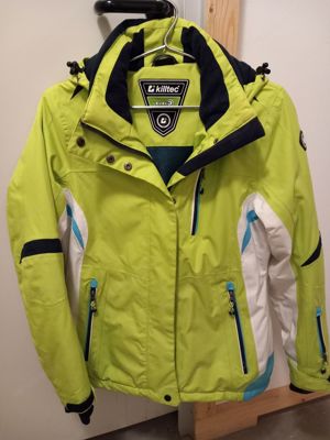 Skijacke, Snowboard-Jacke