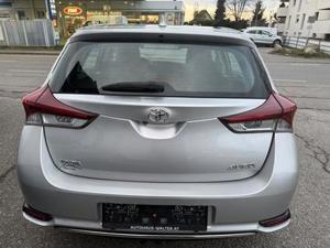 Toyota Auris Bild 11