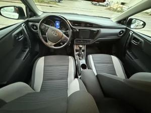 Toyota Auris Bild 6