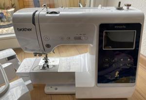 Brother Innov-is M280D Disney Näh- und Stickmaschine Neuwertig