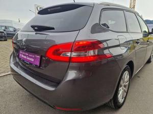 Peugeot 308 Bild 12