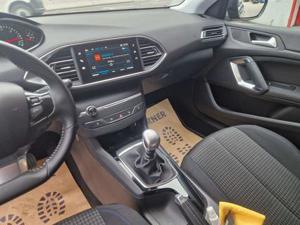 Peugeot 308 Bild 18