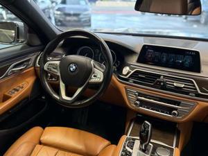 BMW 730 Bild 12