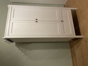 Wickelkommode & Kleiderschrank Bild 4