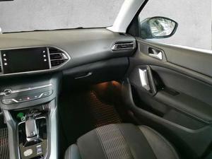 Peugeot 308 Bild 8