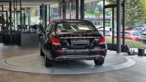 Mercedes-Benz E 220 Bild 14