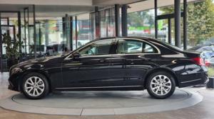 Mercedes-Benz E 220 Bild 10