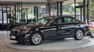 Mercedes-Benz E 220 Bild 8