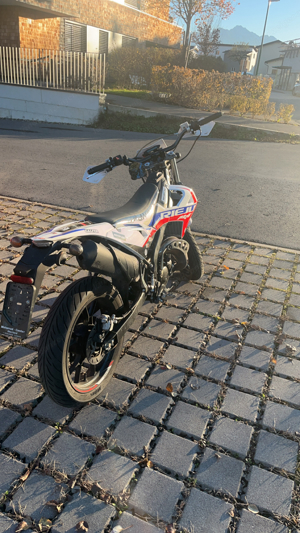 Moped Rieju MRT 50  Bild 3