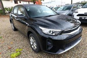 Kia Stonic Edition 1.2 84 7 EmotionPaket SHZ PDC 15Z 62 kW... Bild 2