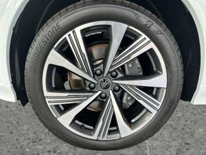 Audi SQ6 Bild 17