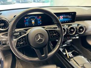 Mercedes-Benz A 180 Bild 9