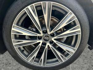 Audi A6 Bild 16