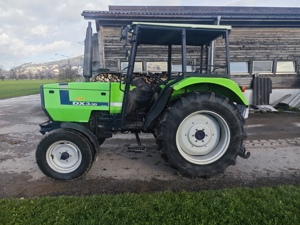 Traktor Deutz-Fahr DX 3.30 Bild 2