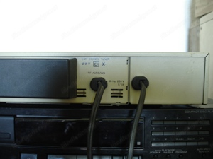 DDR-UKW-Hifi-Tuner RFT ST 3930 (1980er Jahre) mit Impedanzwandler und Cinchausgang, funktioniert Bild 2