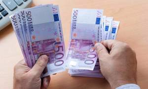 Fonds, Investitionen von 10.000 bis 450.000.000 Euro an Unternehmen, Landwirte, Händler und Unterneh