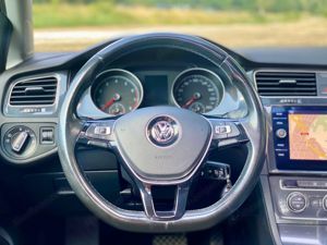 VW Golf 7  Bild 2
