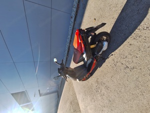 Aprilia SR50 Bild 7