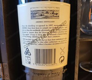 Ardbeg Very Young 1998 Committee Approved   Edler Single Malt - Geschenk-Box! Rarität