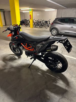 KTM 690 SMC R 2023 Bild 3