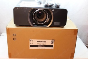 Panasonic PT-DZ110XE PT-DZ8700*3-DLP Beamer Projektor