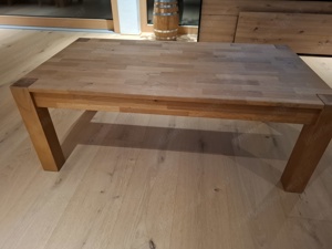 Couchtisch aus massiv Holz Bild 3