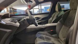 Peugeot 5008 Bild 11