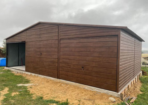 Garage 9m x 6m in Walnuss, Eingangstür: 90 cm breit, Gesamthöhe: 3,20 m, Versteck Lager Transport