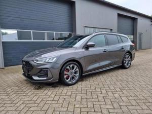 Ford Focus Turnier 1.0 155PS Automatik ST-Line X elektr. Heckklapp...