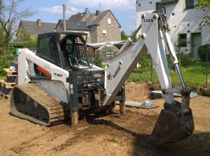 BOBCAT 864 Raupenkompaktlader mit Anbaubagger 730S & Zubehör Bild 2