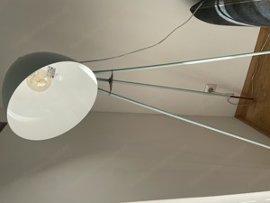 Stehlampe mit led Birne 