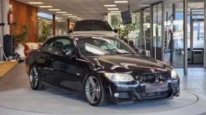 BMW 330 Bild 7