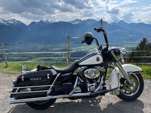 Harley Davidson Road King Police, Touring