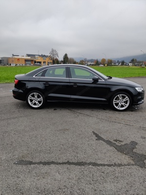 Audi A3 1,6 TDI Limousine 2018 (wenig Kilometer!) Bild 2