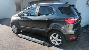 Ford EcoSport Titanium 8 fach Bereift AHK Sitz, Lenkrad u. Frontscheibenheizung Bild 2