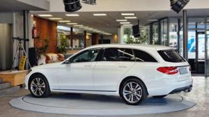 Mercedes-Benz C 220 Bild 10