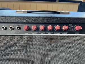 Fender Verstärker 50W Twin Reverb red knobs Bild 3