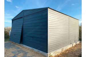 Blechgarage Geräthaus 6m x 6m, Seitenwandhöhe 2,60 m, Höhe des Tors 2.40m,Dach mit T14-Trapezblech