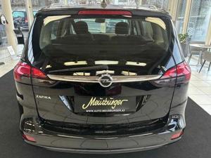 Opel Zafira 2018 Bild 3