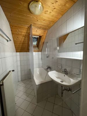 Vermiete eine schöne Zweizimmerwohnung in guter Lage von Bregenz Bild 5
