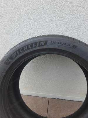 2x Michelin Pilot Sport 4 XL DOT22 235 45 R19 (99Y) Sommerreifen NP 532. - Bild 3