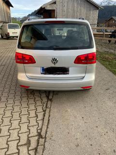 VW Touran Bild 2