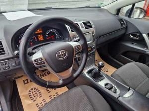 Toyota Avensis Bild 17