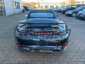 PORSCHE 911 Turbo S Cabriolet PDK Bild 7