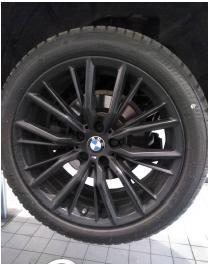 4 gebrauchte Winterreifen auf original BMW Alufelgen Bild 4