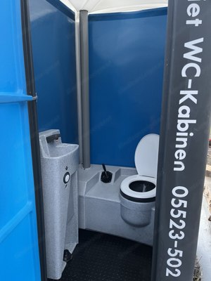 Mobil Toilette blau